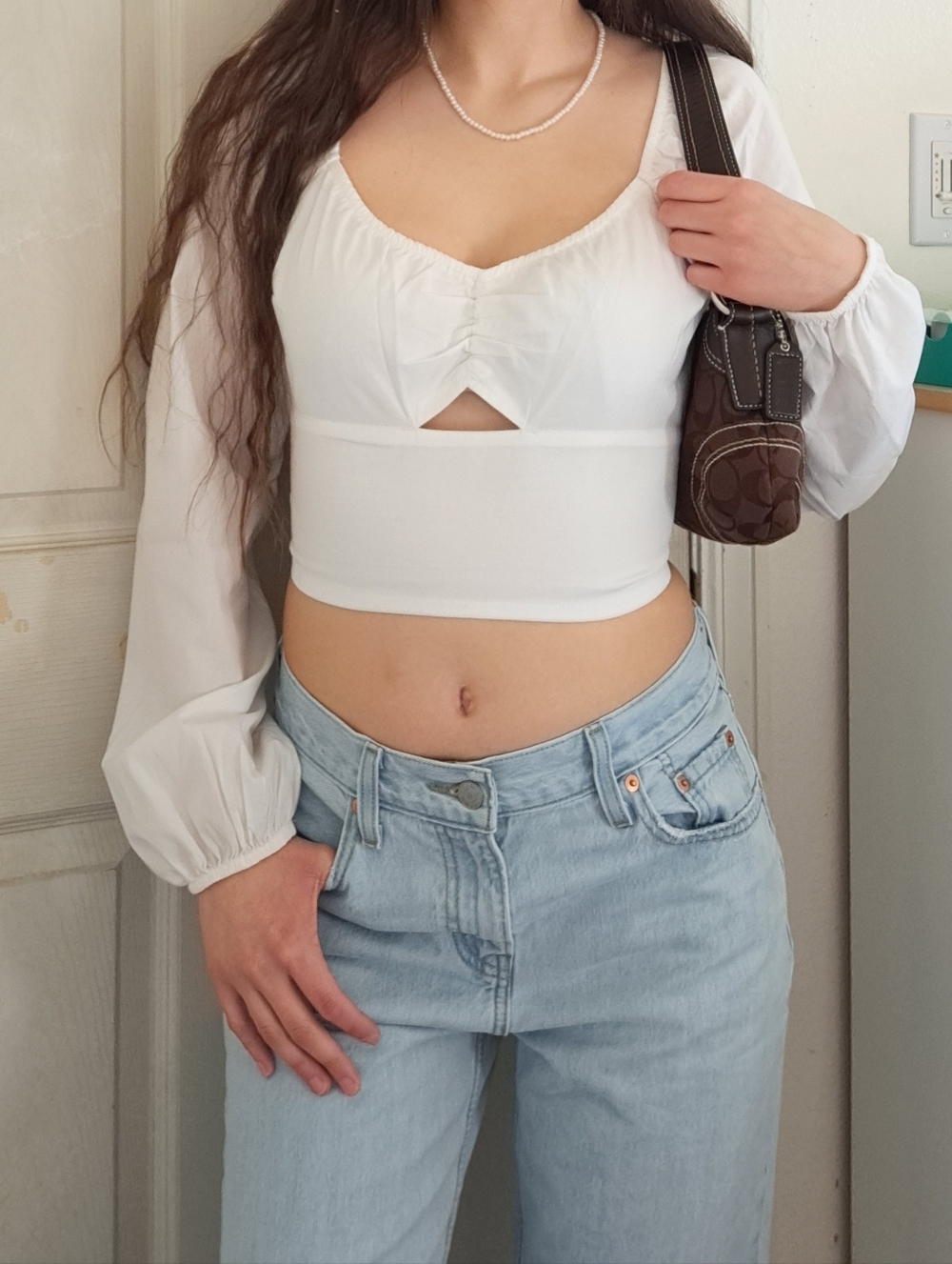 Hollister White Long Sleeve Crop Top Size Small